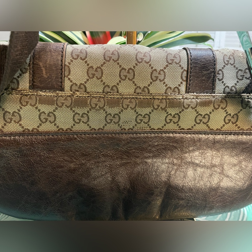 Authentic - Vintage GUCCI leather and canvas bum/sling bag - Picture 6 of 16